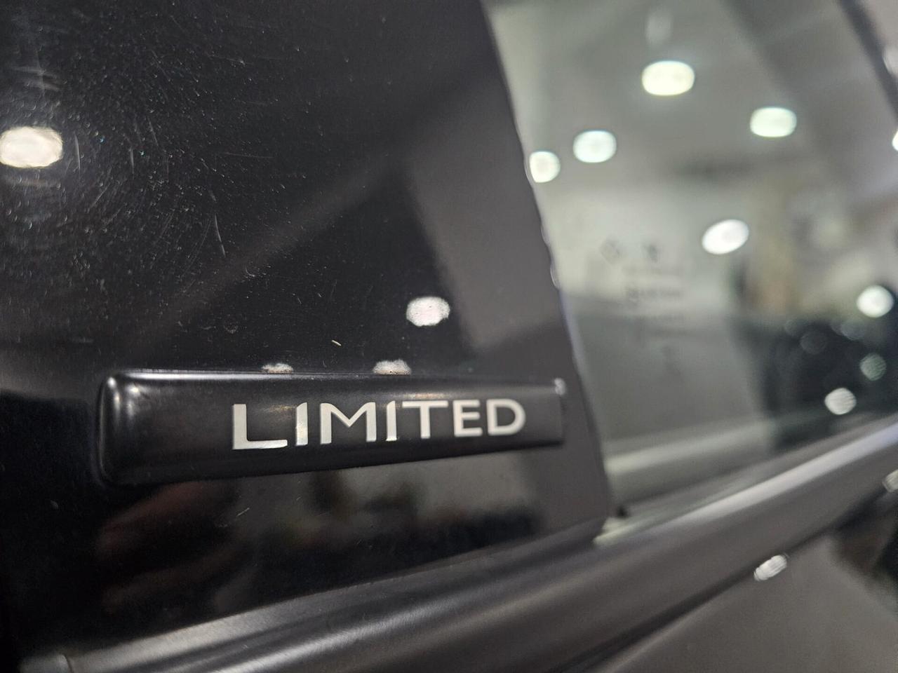 NUOVA RENAULT TWINGO INTENS TCe 0.9 BENZ 90CV TOTAL BLACK EDITION