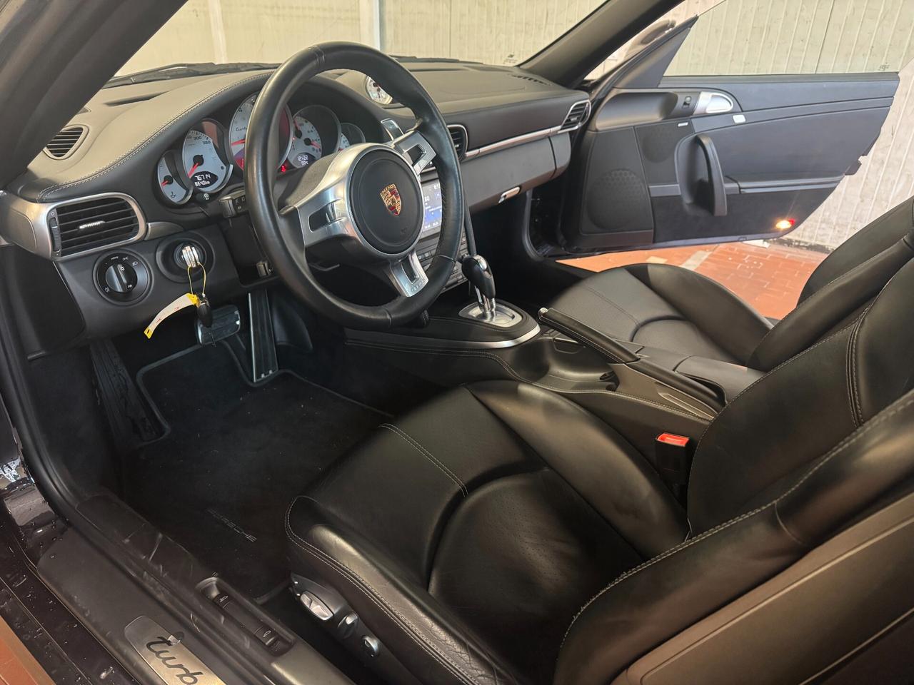 Porsche 911 Turbo S Cabriolet