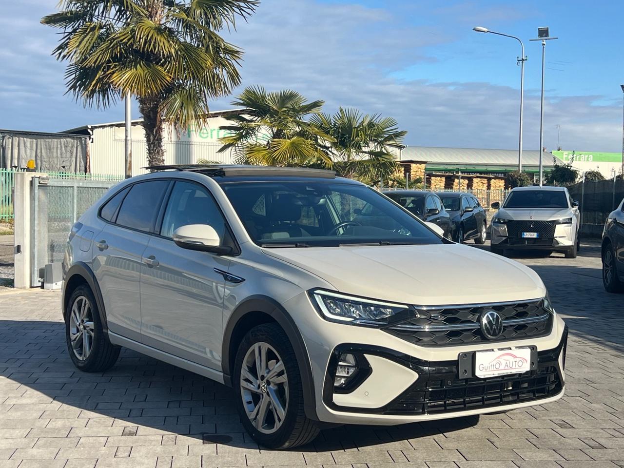Volkswagen Taigo 1.0 TSI 110 CV R-Line TETTO APRIBILE / FINANZIABILE
