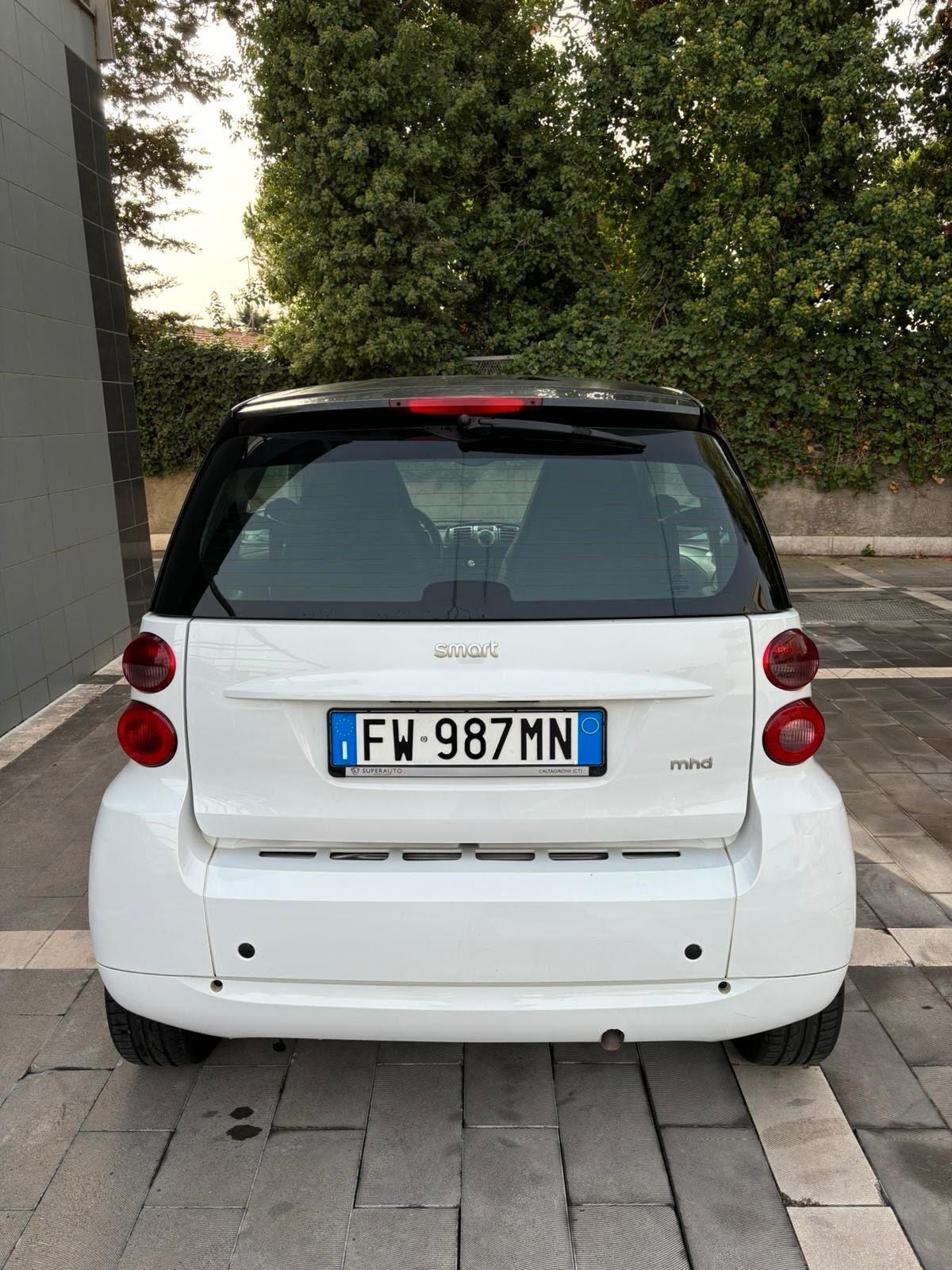 Smart ForTwo 1000 52 kW coupé pure