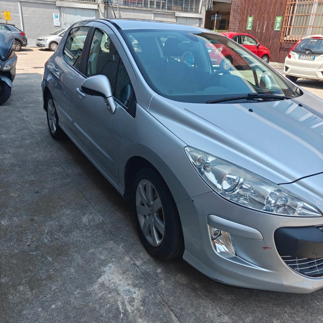Peugeot 308 1.6 VTi 120CV 5p. Tecno