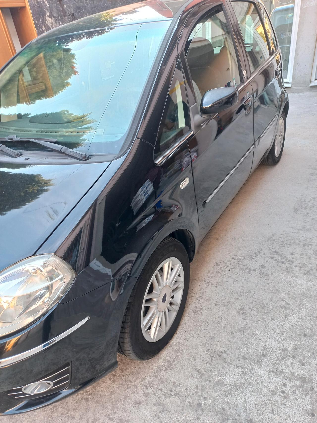 Lancia MUSA 1.4 Argento Ecochic GPL