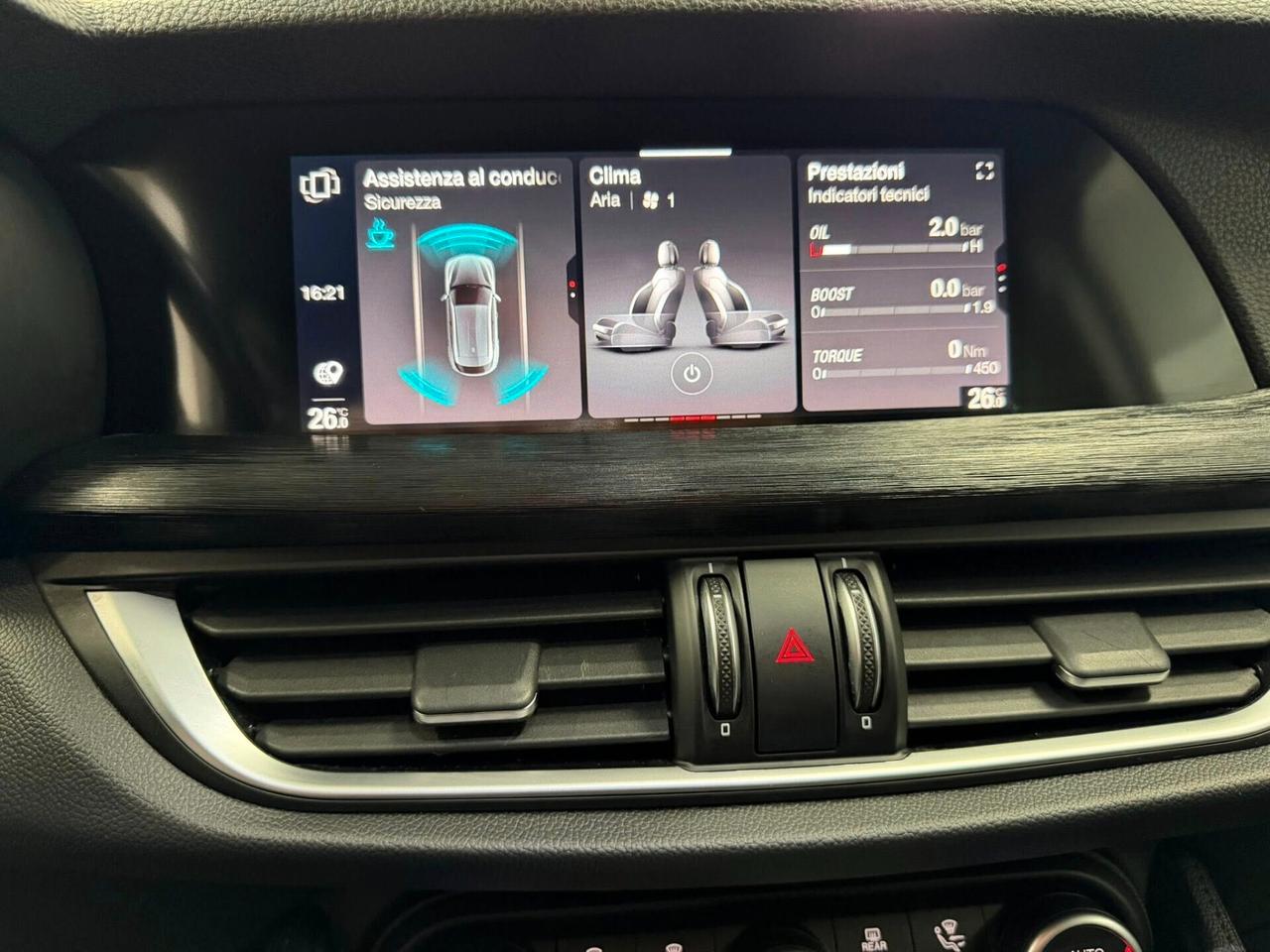 Alfa Romeo Stelvio 2.2 Turbodiesel 160 CV AT8 RWD Business