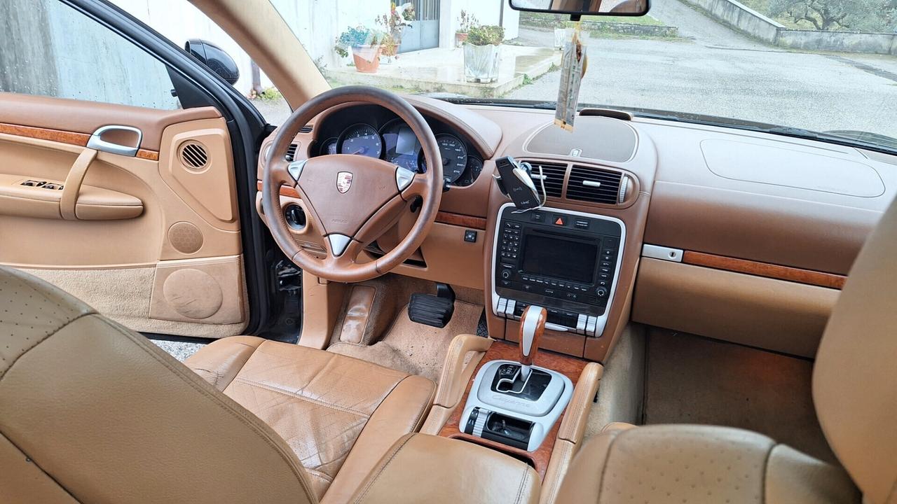 Porsche Cayenne 3.2 V6 cat