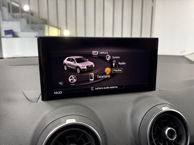 AUDI Q2 30 TDI S tronic Business Advanced