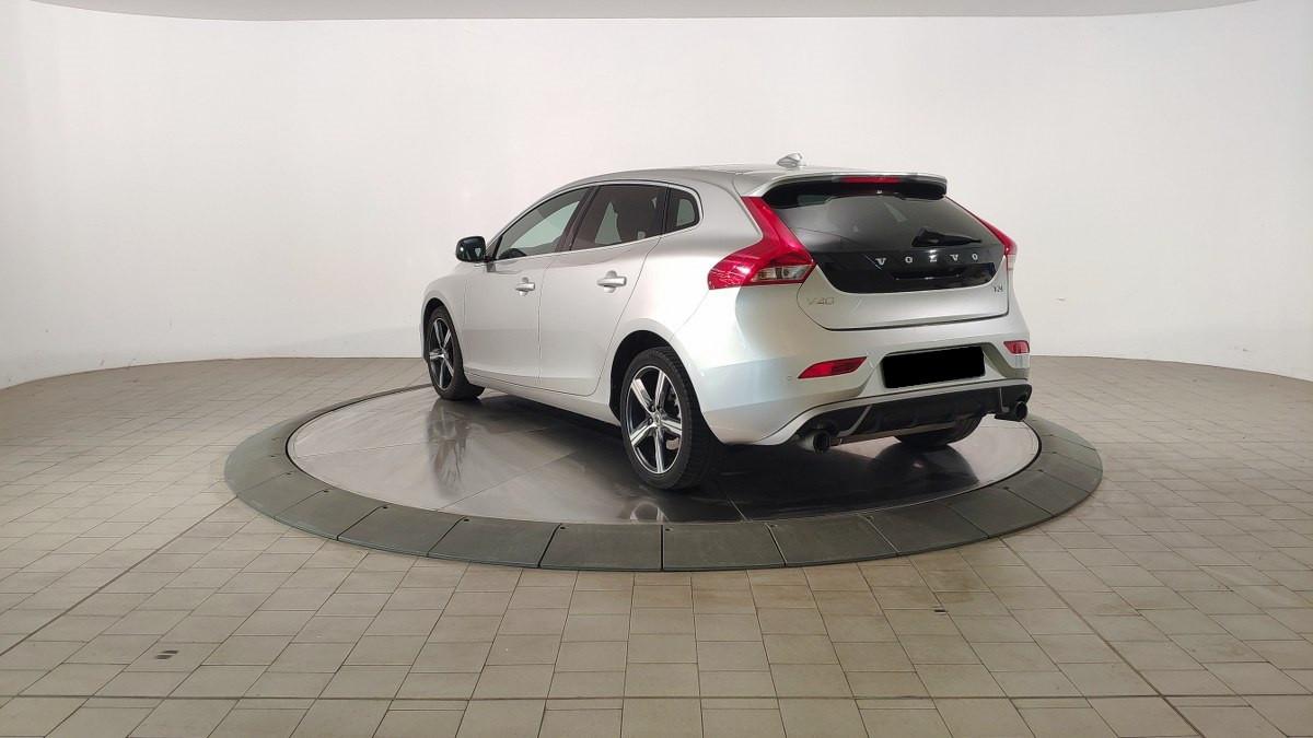 VOLVO V40 T3 Geartronic R-Design