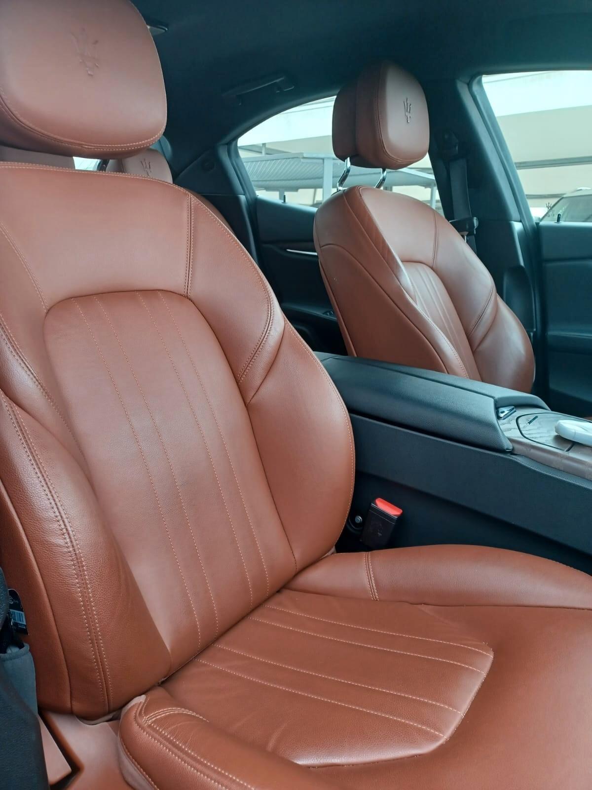 Maserati Ghibli L4 330 CV MHEV Gransport
