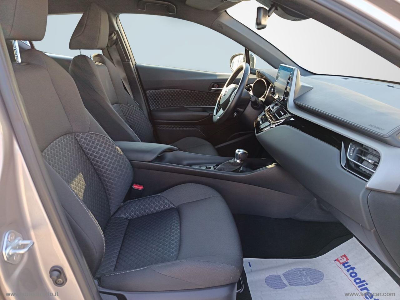 TOYOTA C-HR 1.8 Hybrid E-CVT Active