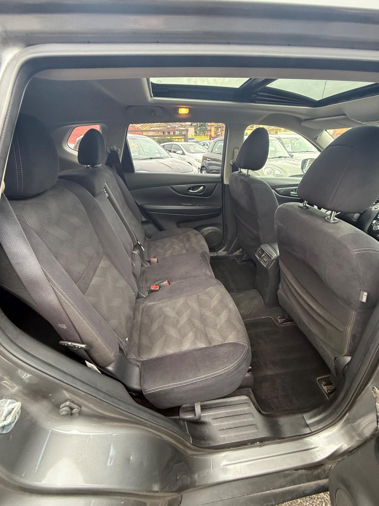 X-Trail 1.6 dCi 2WD Tekna-80 mila km -7 posti-rate