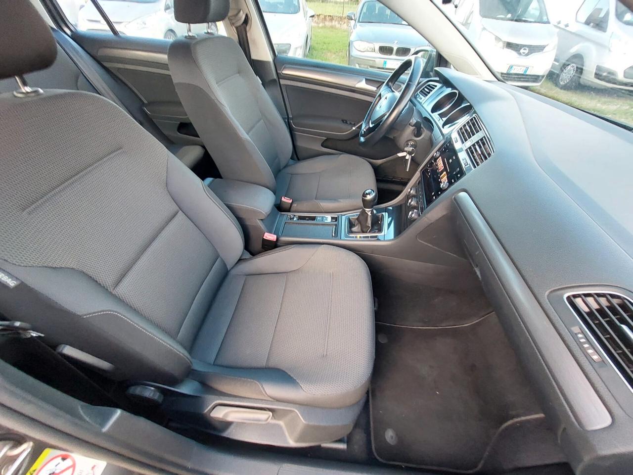 Volkswagen Golf Variant 1.6 TDI 115 CV DSG Business BlueMotion Tech.