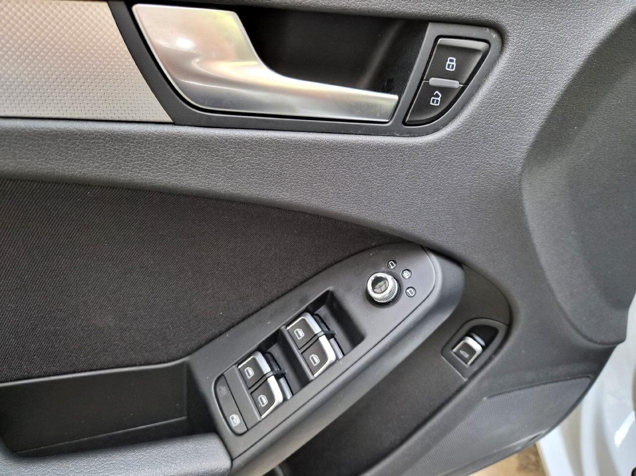 Audi A4 Avant 2.0 TDI 150cv Euro 6B Ambient