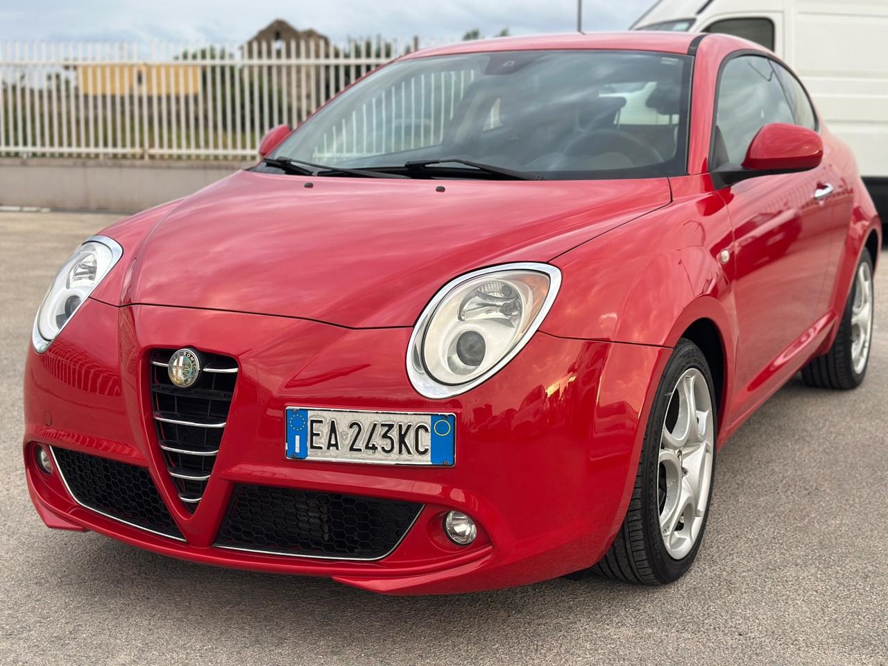 Alfa Romeo MiTo 2010 1.3 MJT 90CV Distinctive Sport Pack