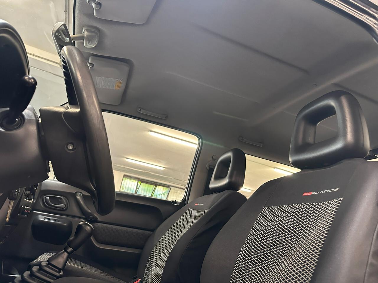 Suzuki Jimny 1.3i 16V cat 4WD JLX