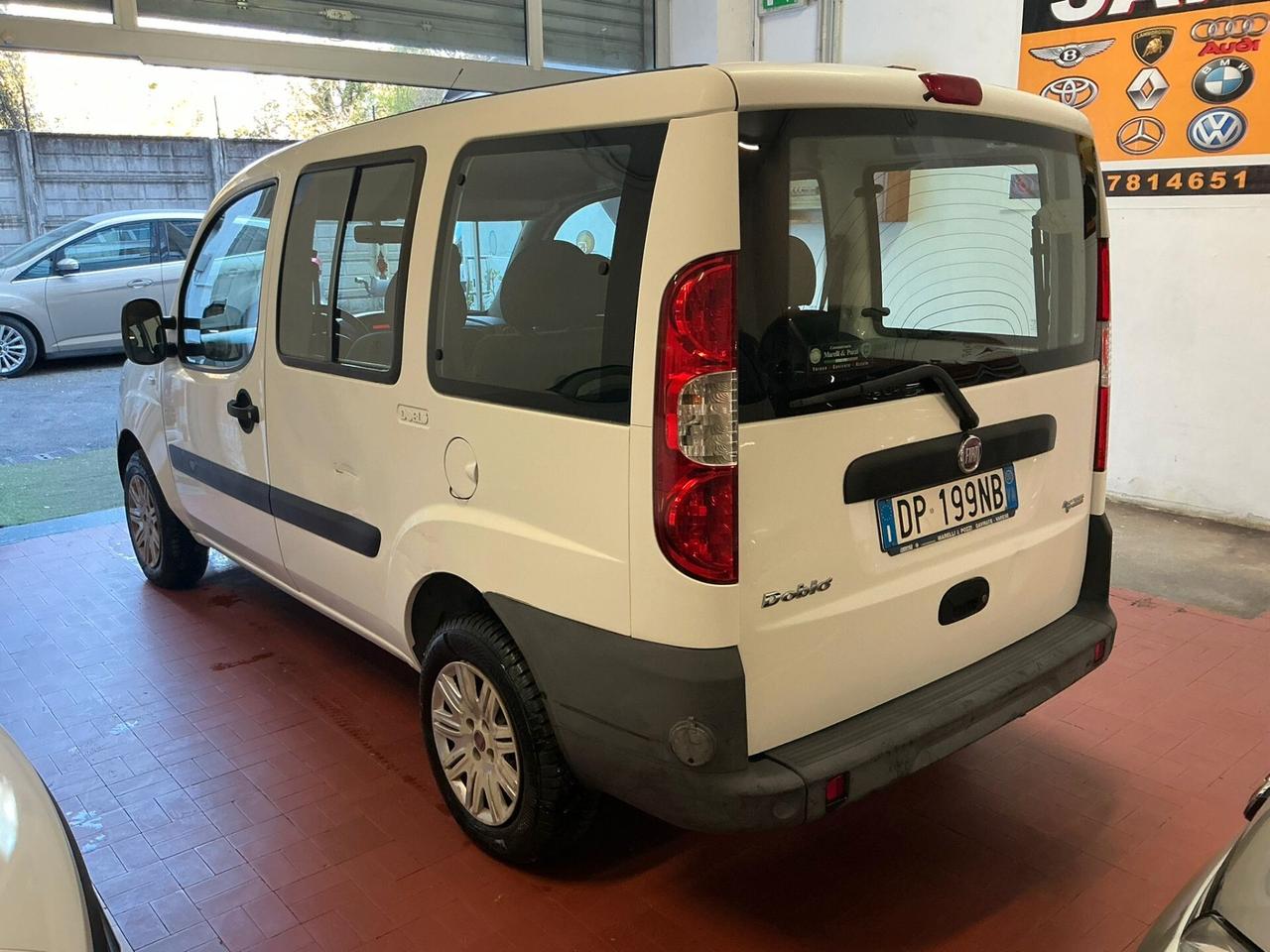 Fiat Doblò 1.6 16V Natural Power Active Metano