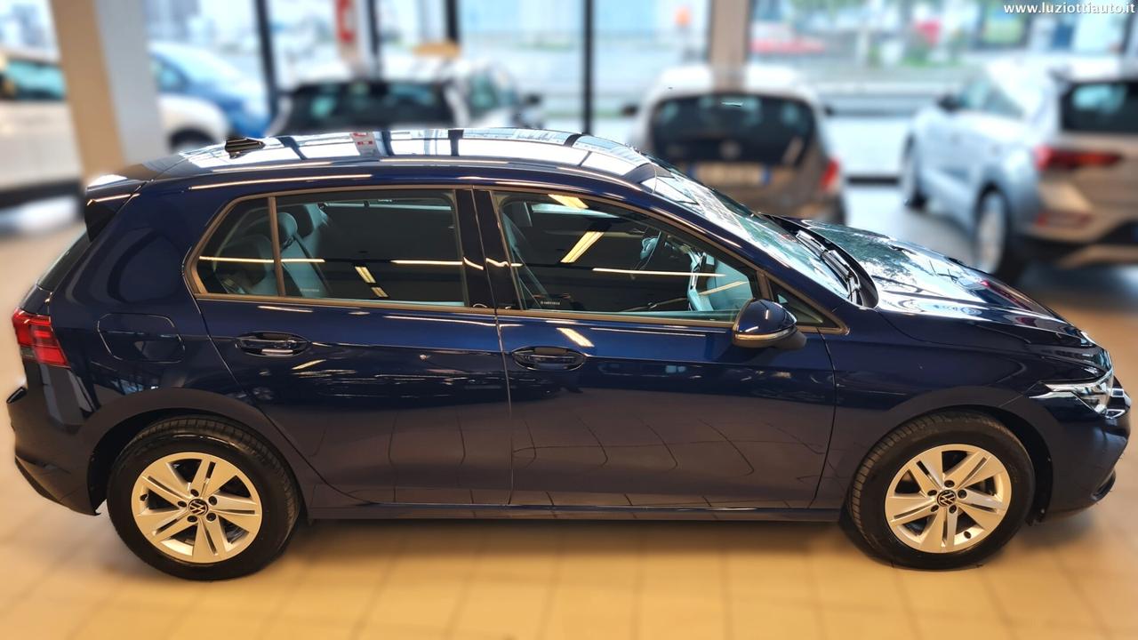 Volkswagen Golf 8 1.5 TGI LIFE