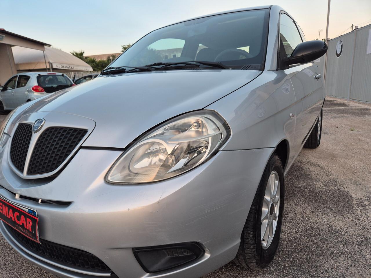 Lancia YPSILON 1.3 MJT 75 CV RESTAYLING NUOVA FULL