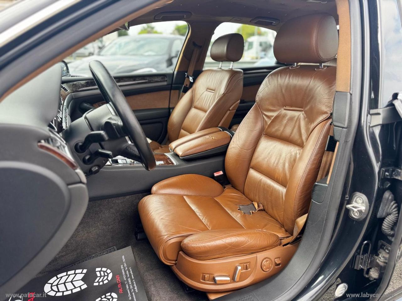 AUDI A8 3.0 V6 TDI quattro tiptronic