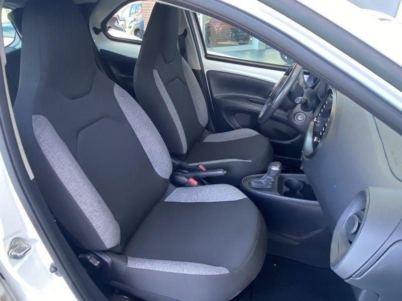 Toyota Aygo X 1.0B (72 CV) Active