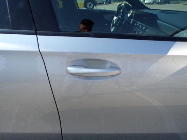 MERCEDES-BENZ A 180 d Automatic Premium