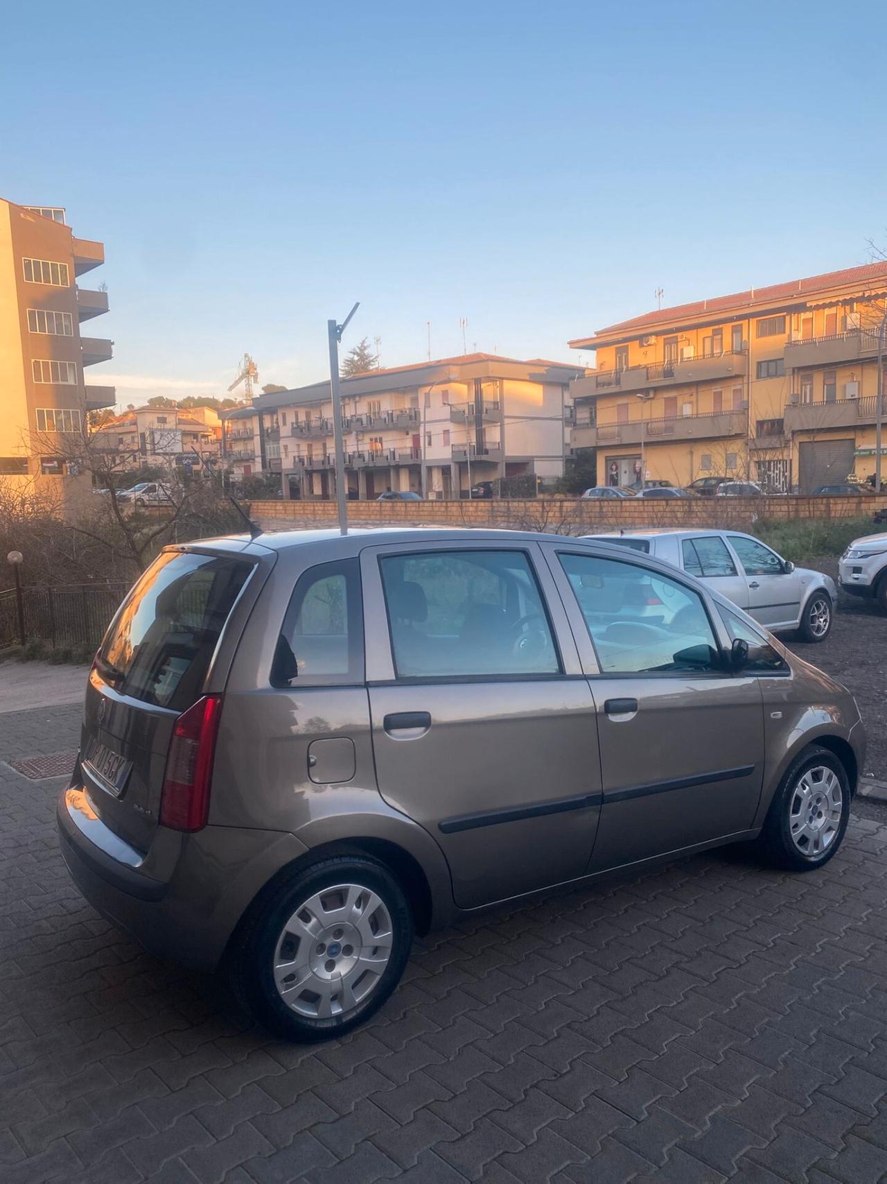 Fiat Idea 1.3 Multijet 16V 70 CV BlackEnergy