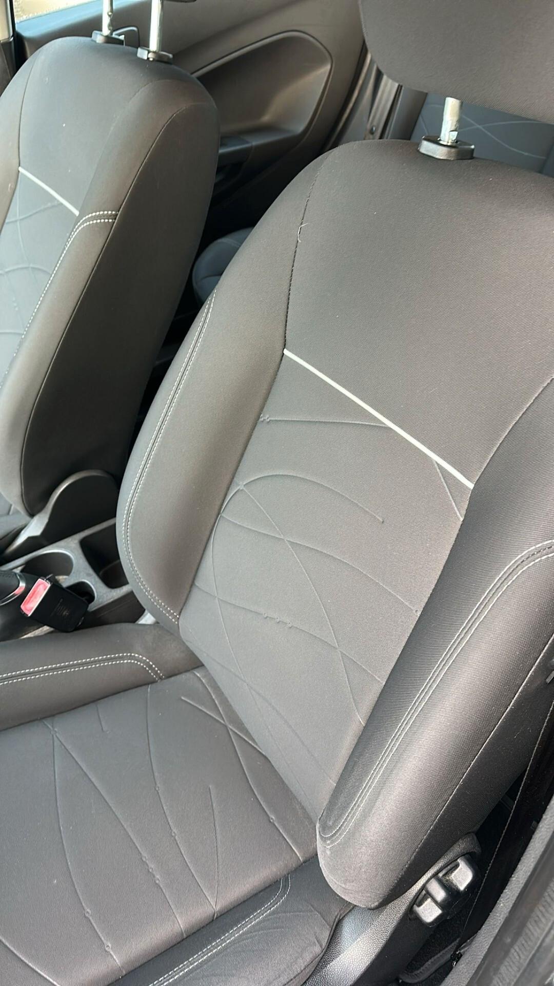 Ford Fiesta 1.2 60CV 5 porte Titanium