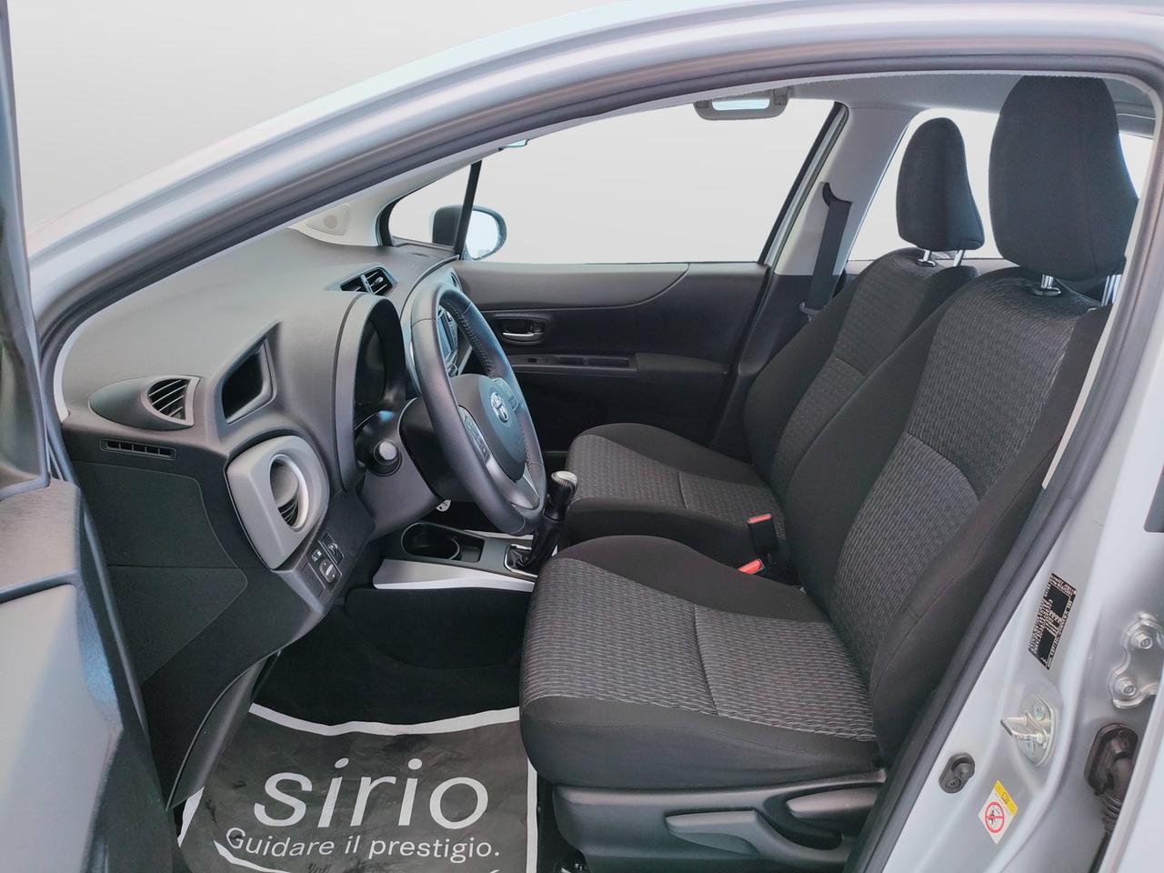 TOYOTA Yaris III 2011 - Yaris 5p 1.0