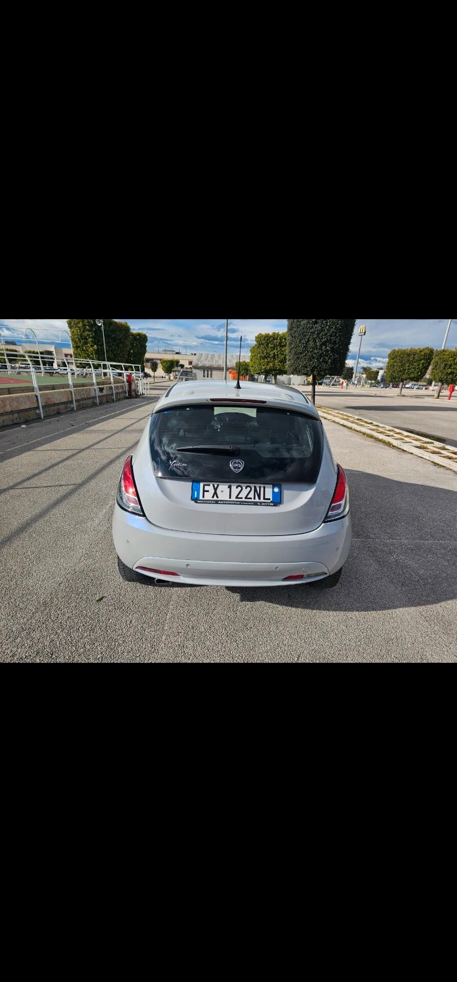 Lancia Ypsilon 1.2 69 CV 5 porte Platinum