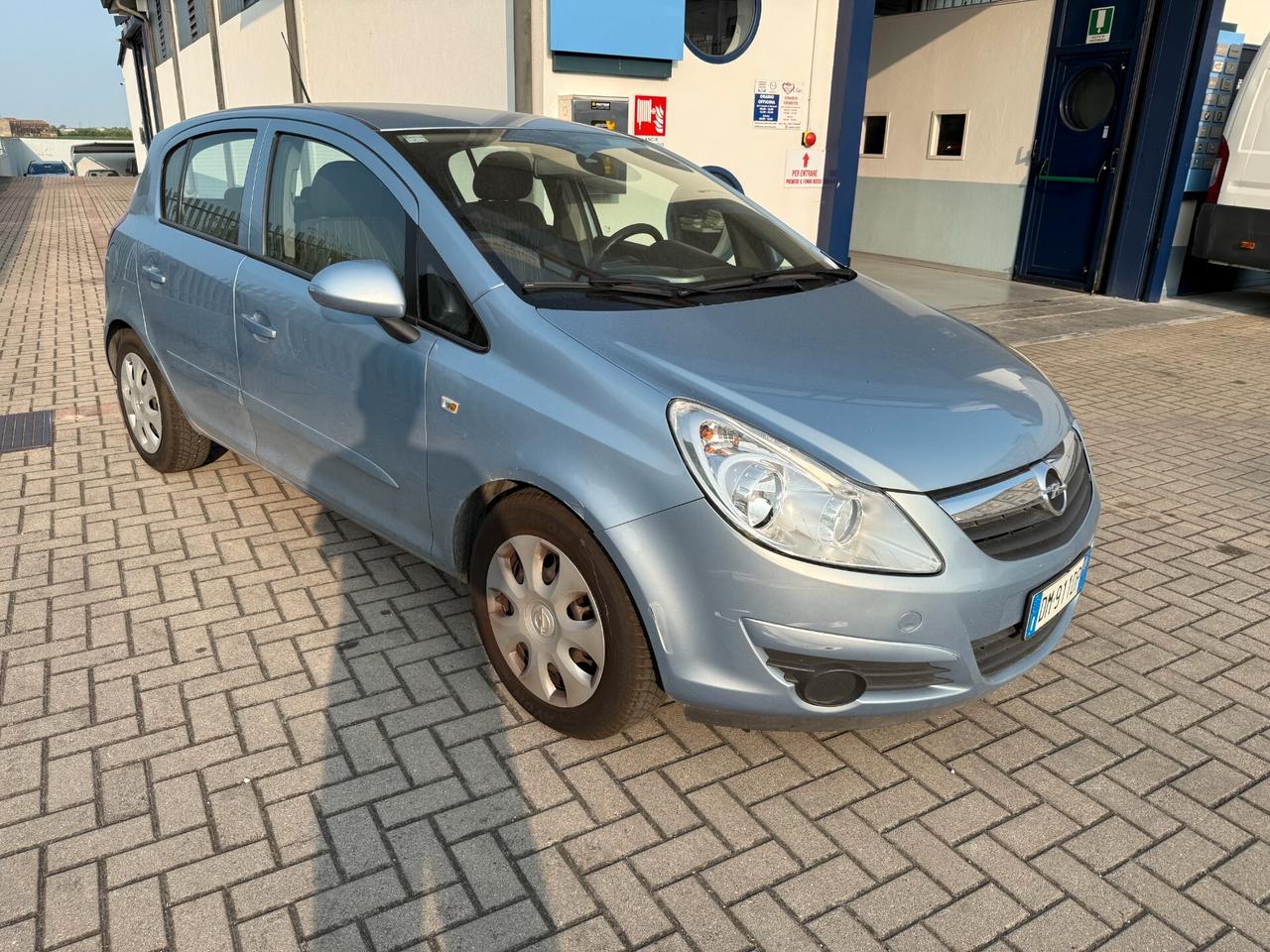 Opel Corsa 1.2 5 porte Enjoy