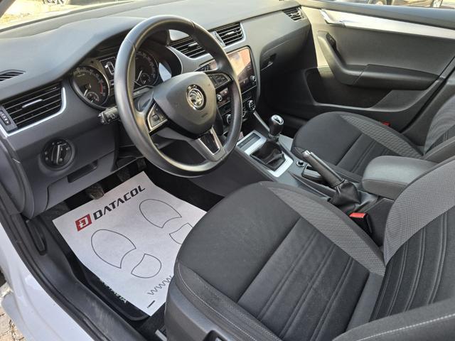 SKODA Octavia 1.6 TDI SCR 115 CV Wagon Executive