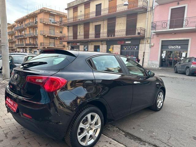 Alfa Romeo Giulietta 1.6 JTDm-2 105 CV Exclusive