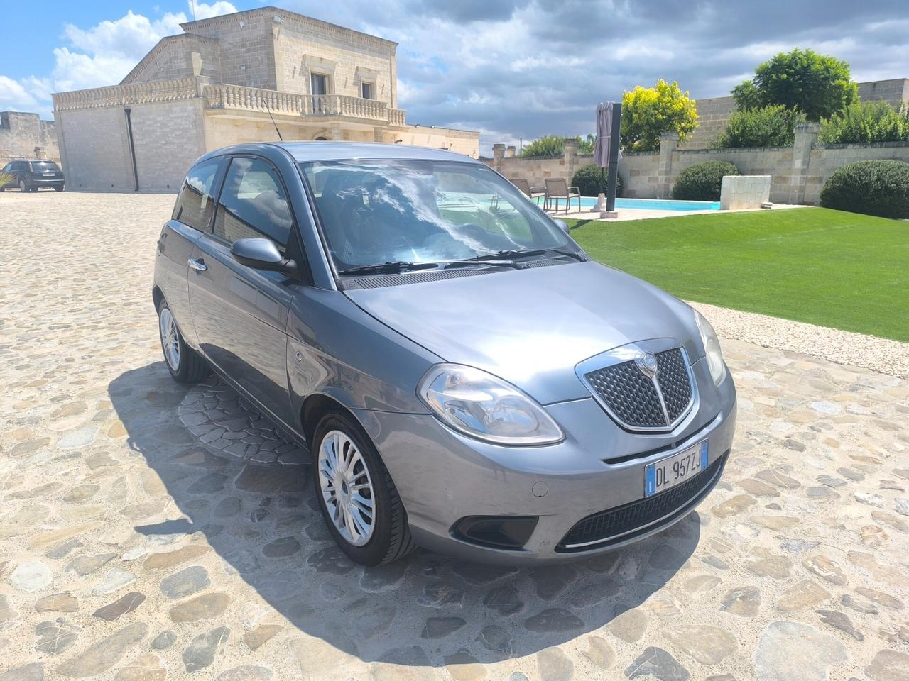 Lancia Ypsilon 1.2 Argento GPL perfetta full optional