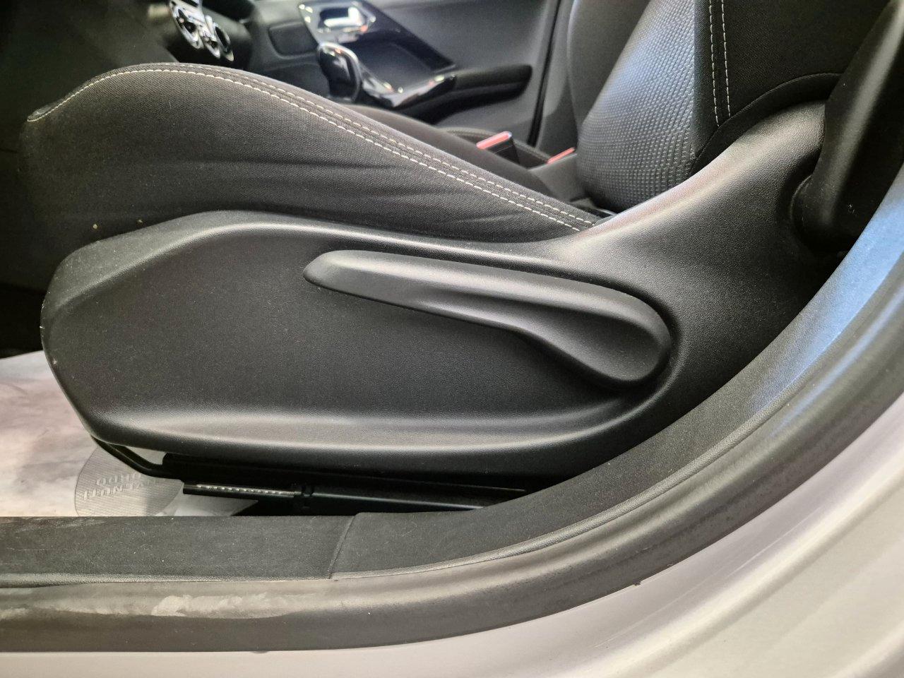 Peugeot 208 1.2 puretech Active gpl 5P - NEOPATENTATI - Sens. Park. - Bluetooth