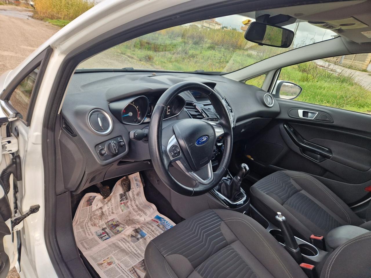 Ford Fiesta 1.4 5p. Bz.- GPL Titanium