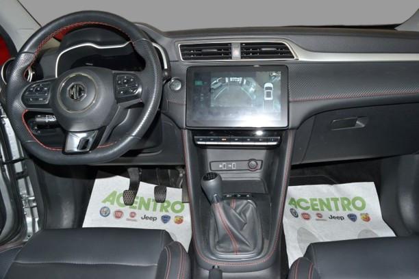 MG ZS - 1.0T 6MT LUXURY