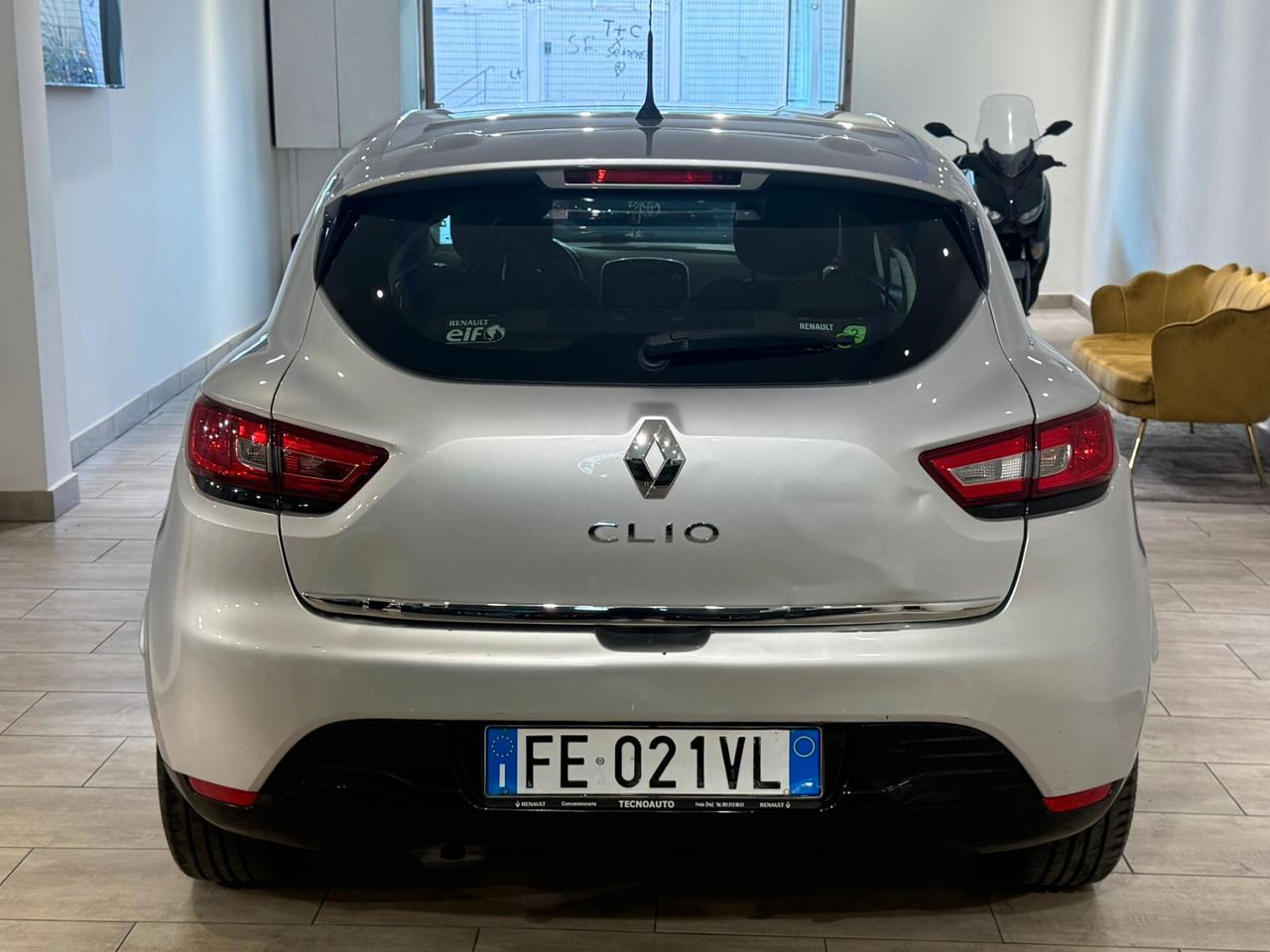 Renault Clio BENZINA/GPL 1.2 75CV 5P INTENSE