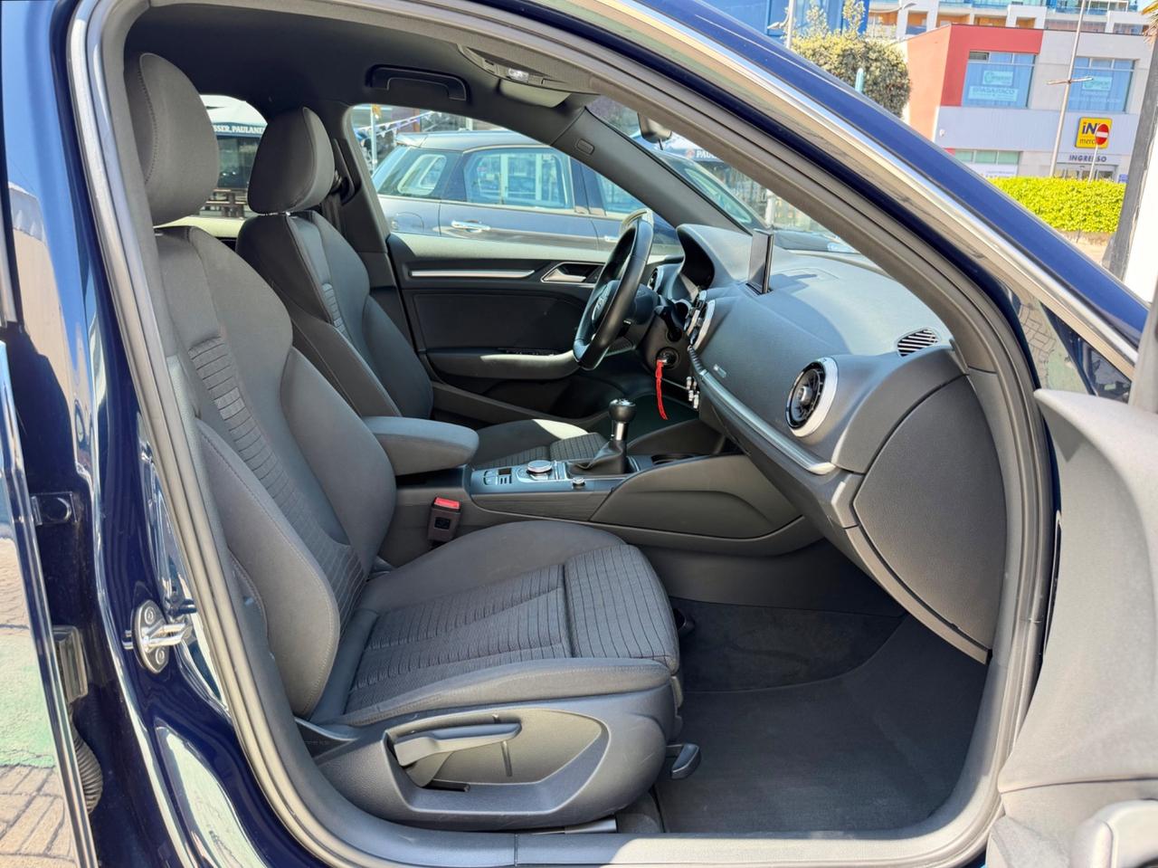 Audi A3 Sportback 1.6 TDI Sport - GARANZIA