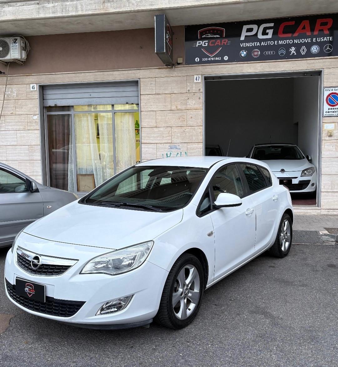 Opel Astra 1.7 CDTI 110CV 5 porte Cosmo