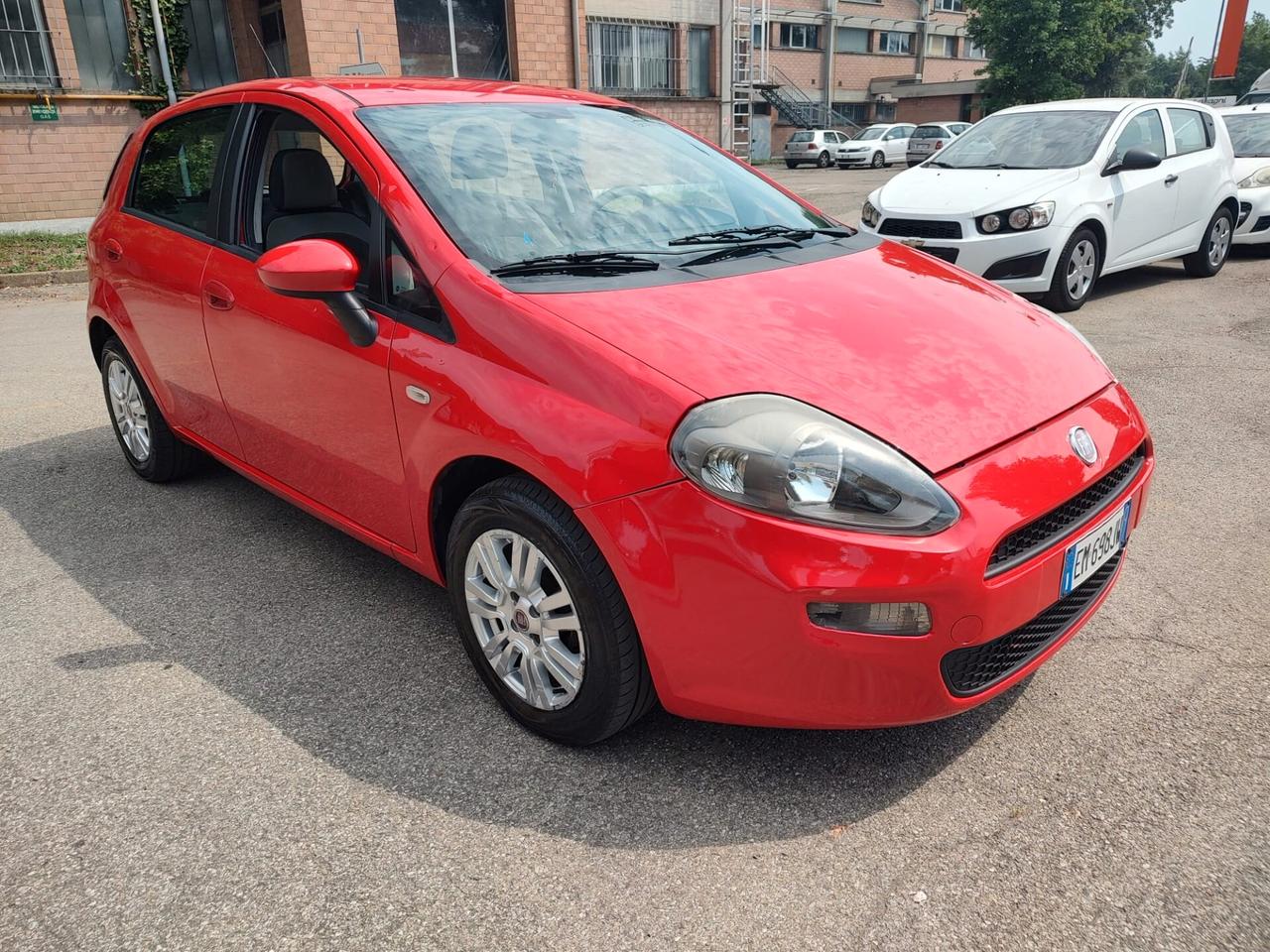 Fiat Punto 1.2 8V 5 porte Easy, EURO 5B, LEGGERMENTE GRANDINATA, OK NEOPATENTATI, GARANZIA L.12 MESI