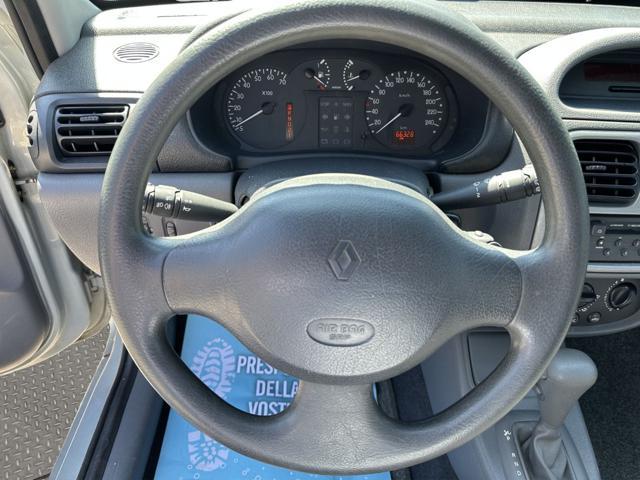 RENAULT Clio 1.4 16V cat 3 porte AUTOMATICA