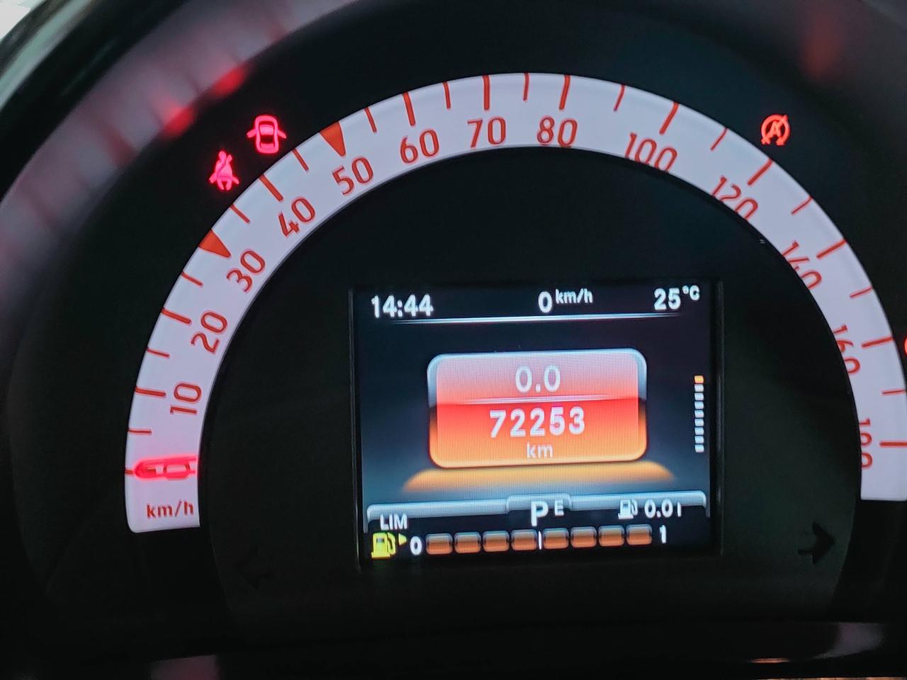 SMART Fortwo III 2015 - Fortwo 0.9 t Urbanrunner 90cv twinamic
