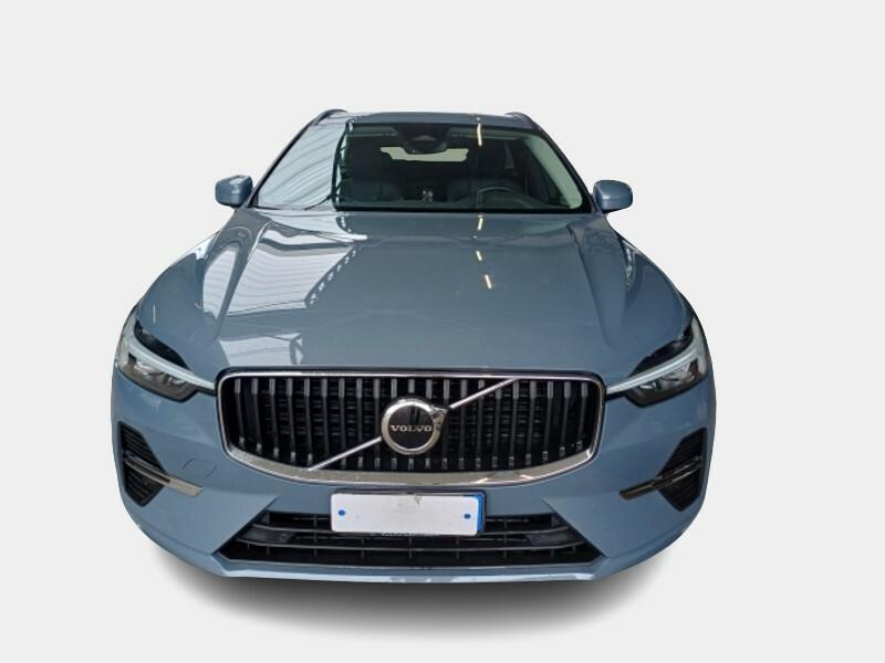 VOLVO XC60 B4 D AWD AUTOMATICO MOMENTUM SUV