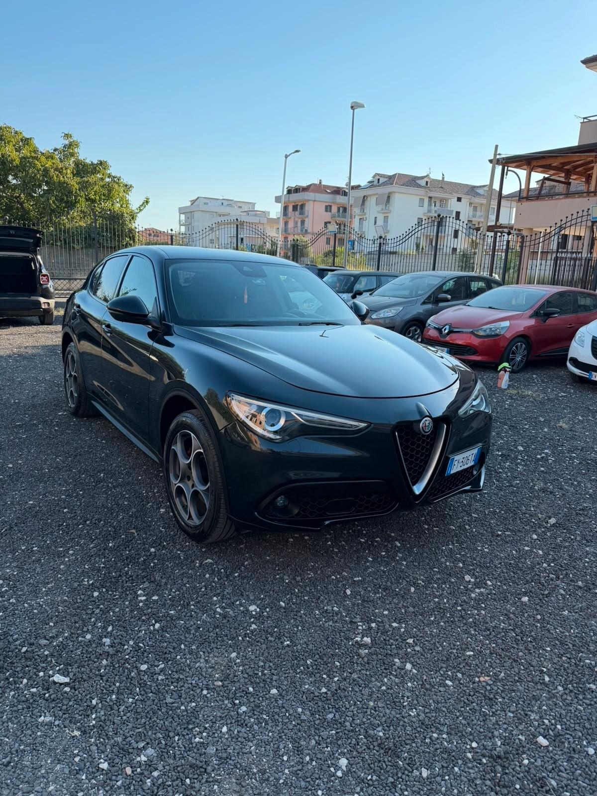 Alfa Romeo Stelvio 2.2 Turbodiesel 210 CV AT8 Q4 Executive