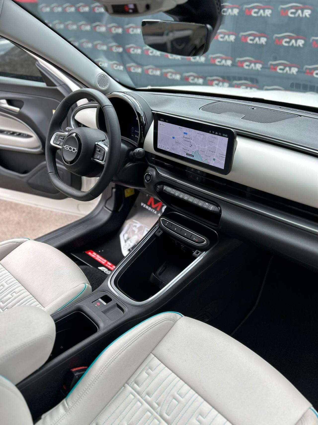 Fiat 600 Hybrid 110 CV DCT MHEV La Prima