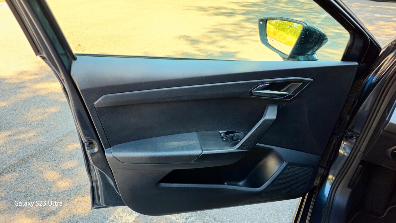 SEAT IBIZA 5 SERIE TGI OK NEOPATENTATI FULL LED GARANZIA 12 MESI