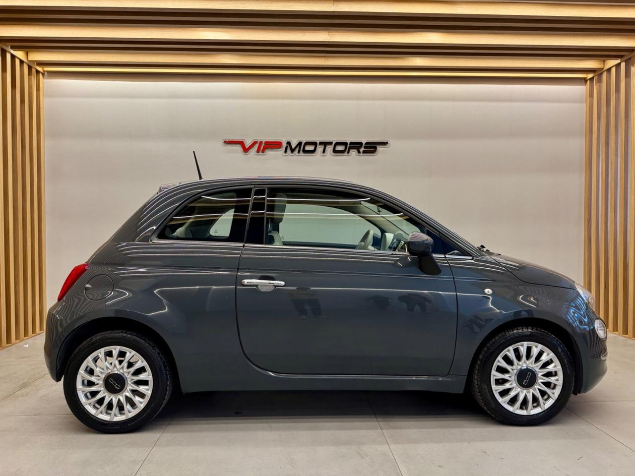 FIAT 500 1.2 LOUNGE AUTOMATICA GARANZIA NEOPATENTATI