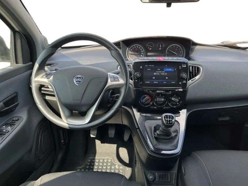 Lancia Ypsilon 1.0 hybrid Gold s&s 70cv