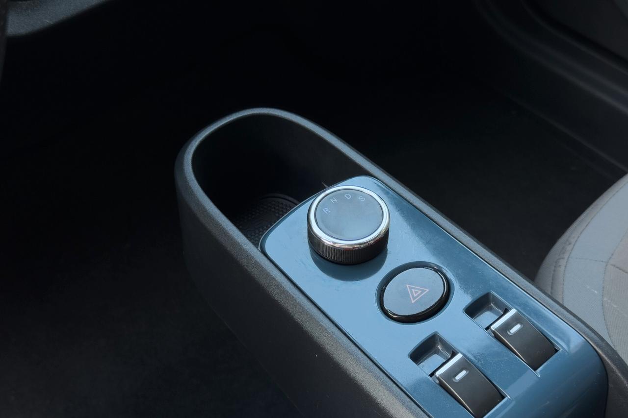 Xev Yoyo AUTO IN ARRIVO