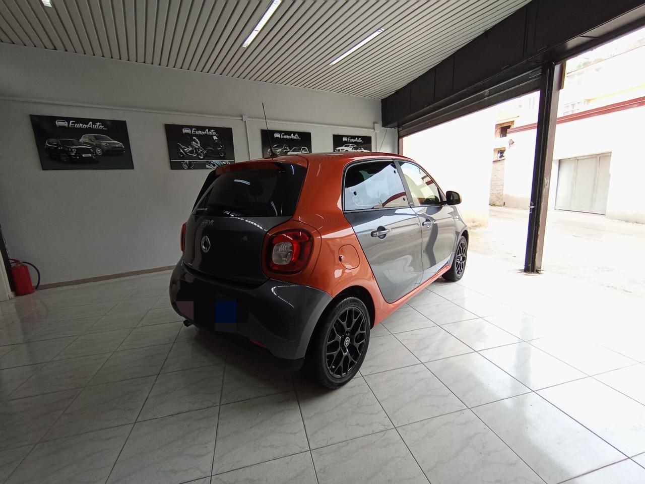 Smart ForFour 1.0 benzina 2015 CON GARANZIA