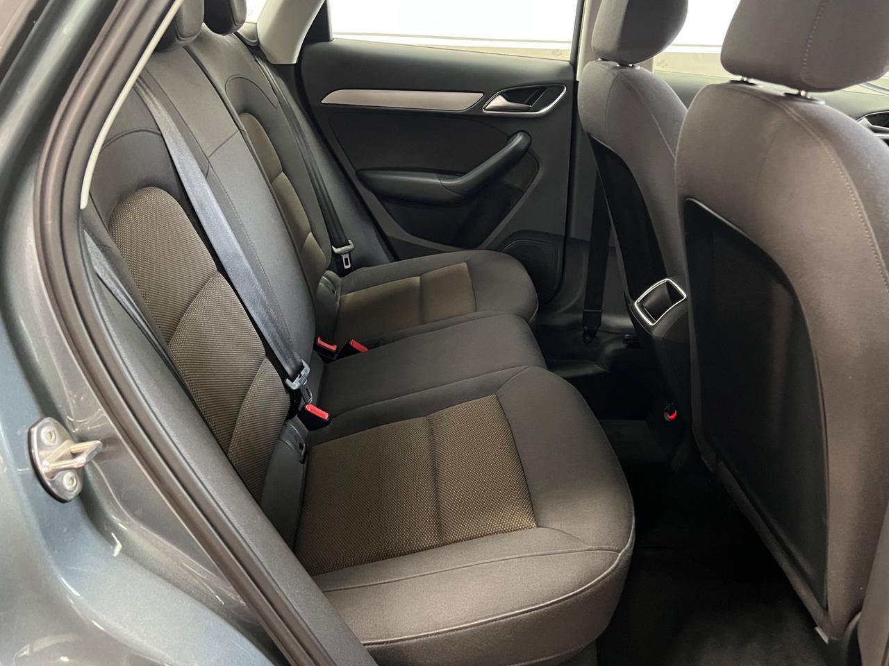 Audi Q3 2.0 TDI quattro S tronic Business Plus