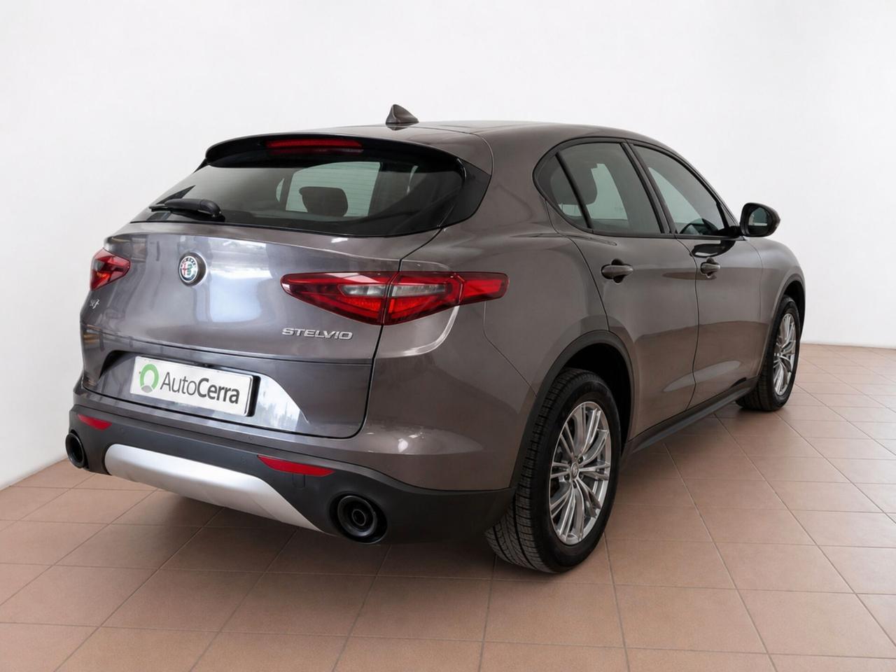 Alfa Romeo Stelvio 2.2 Turbodiesel 190 CV AT8 Q4 Business